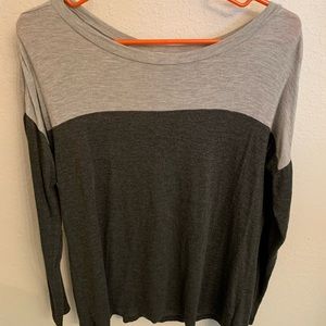 Two-tone grey long sleeve shirt